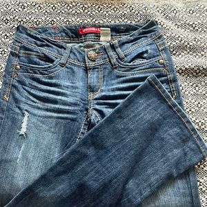 low rise flared jeans!! <3